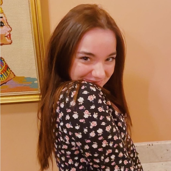 ellemicky30